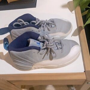 Kids Jordan 12’s grey & white